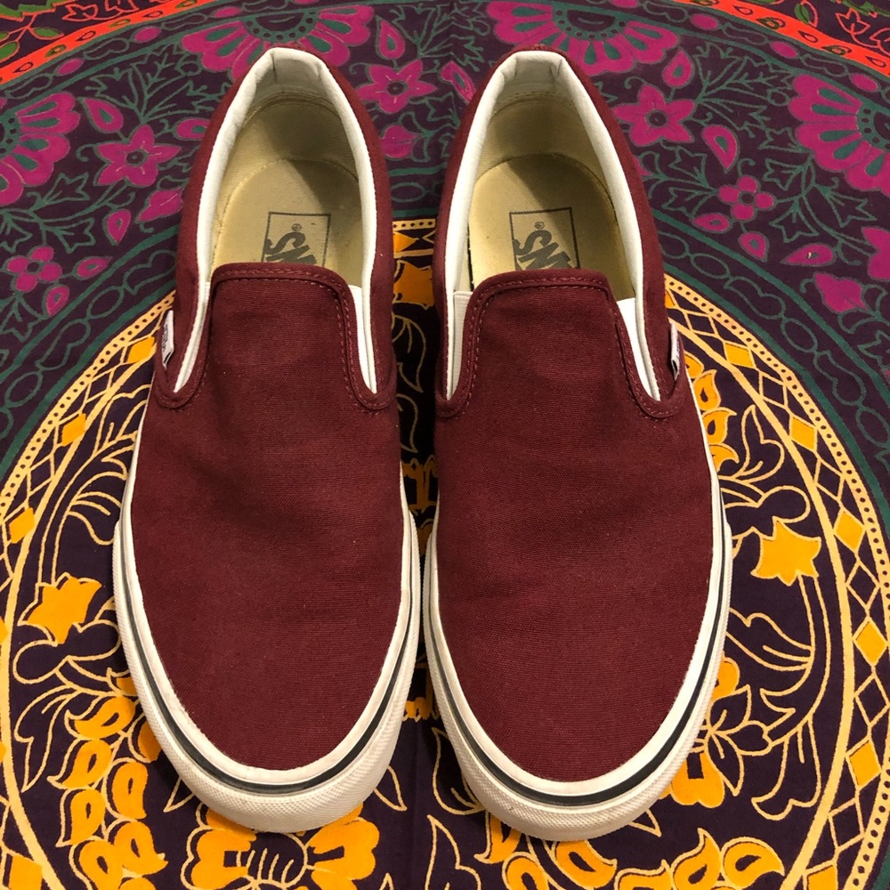 Burgundy van slip ons size 8.5